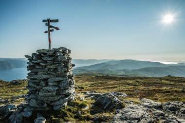 Lavik Fjord Hotel & Apartments