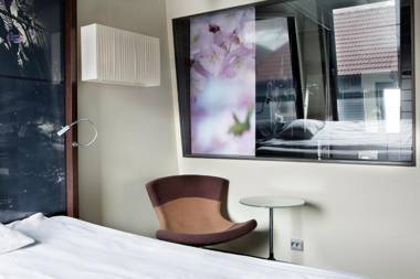 Comfort Hotel Square