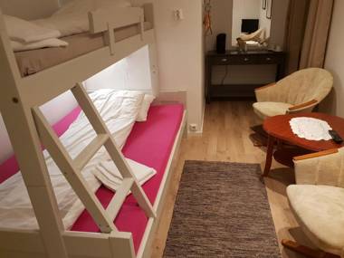 Henriksen Gjestestue