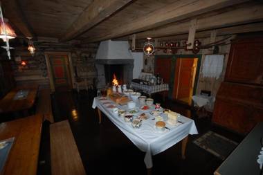 Sjoa Gjestehus & Vandrerhjem