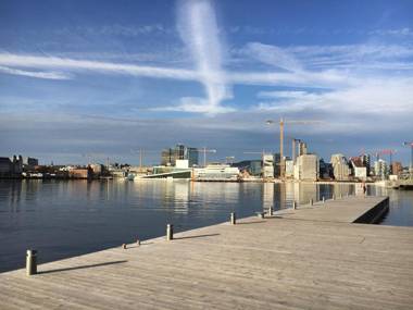 City Center Oslo- Venice Apartment Sea Side Three-Bedrooms and Two Toilettes