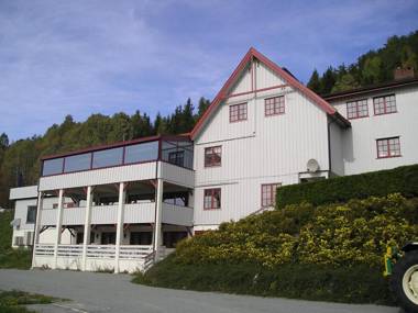 Kroderen Kro & motel AS