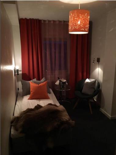 Breidablikk Guesthouse