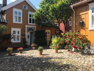 Tollgaarden Gjestegaard