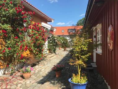 Tollgaarden Gjestegaard