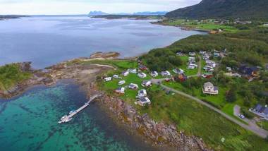 Cool cabins Sandhornøy
