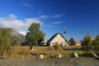 Viking Cabins - MIT FabLab - Solvik