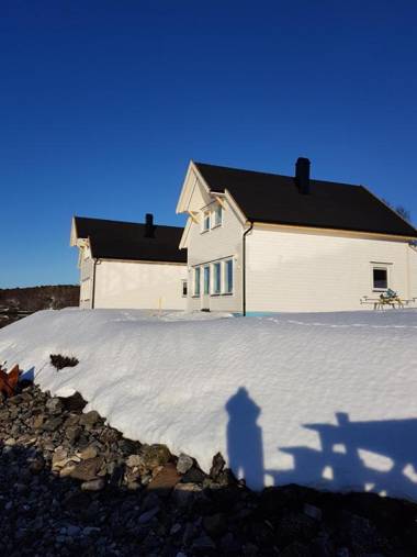 Senja arctic lodge