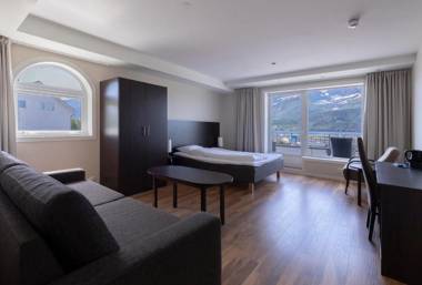 Aursnes Hotell