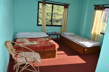 Tashidelek Guest Lodge & House