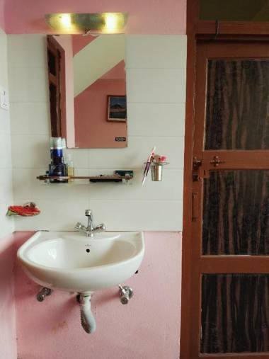 Everest Home Stay Apartment