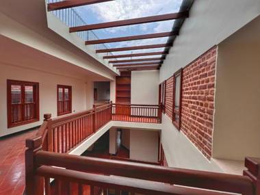 Swonimha Square Home