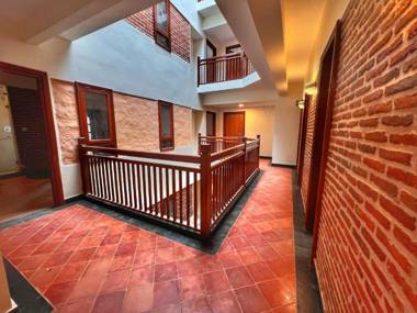 Swonimha Square Home