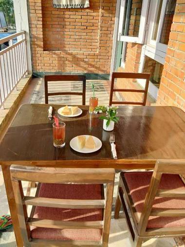 行者之家SUNFLOWER