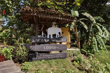 Hotel Sapana Village Lodge Chitwan