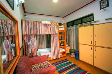 Shangri-la Boutique Hotel