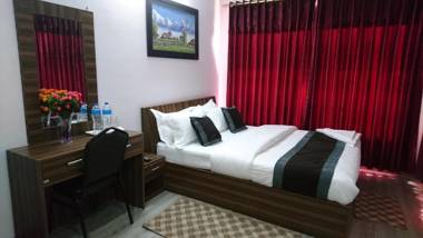 Three Brothers Apartment & Hotel