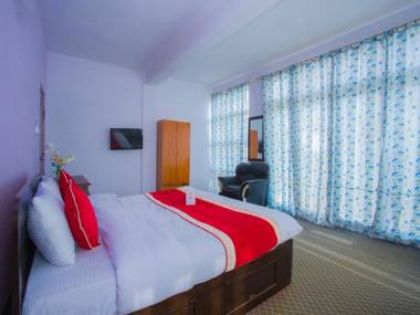 OYO 135 Lost Garden Apartment and Guest House