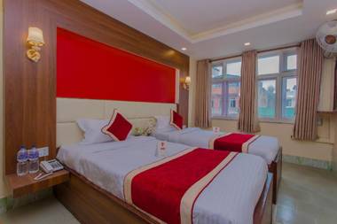 OYO 160 Hotel Shraddha Palace