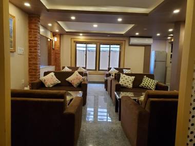 Hotel Mukhum International