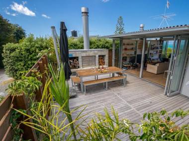 The Glass House - Kaiteriteri Holiday Home