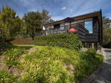 Bauhaus - Kaiteriteri Holiday Home