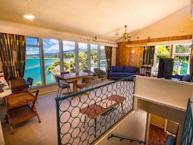 Bay Breeze - Stephens Bay Kaiteriteri Holiday Home