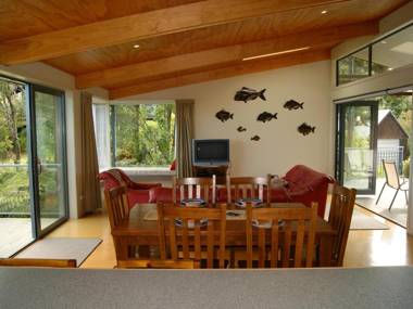 Korora - Kaiteriteri Beach House