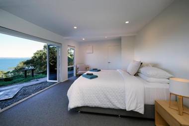 Waiheke Island Vineyard Holiday Houses