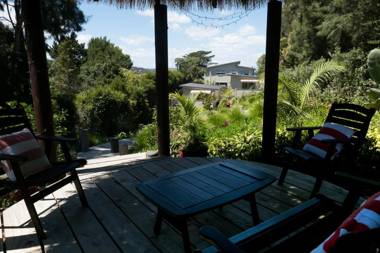 Oneroa Secret Garden Apartments