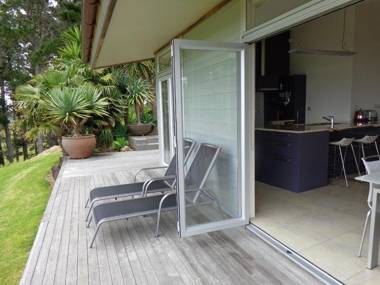 Nikau Apartments Waiheke Island