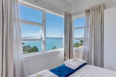 Woodside Bay Chalets