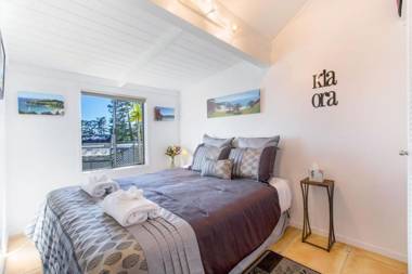 Villa Topaz at Palm Beach by Waiheke Unlimited