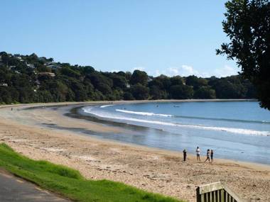 Jake's Place Oneroa Waiheke