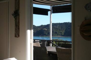 Black Bach on Burrell