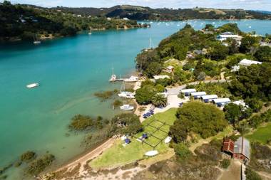 Boatsheds on the Bay