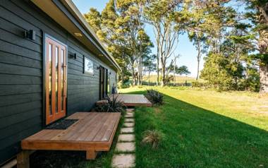 Tui Villa at Putaki Bay