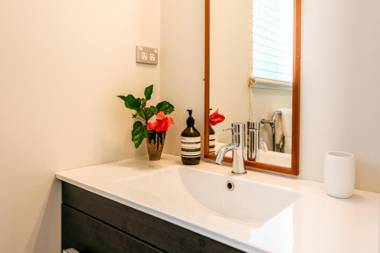 16 Waikare - You've Got It Maid