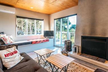 The Fat Pigeon - Omiha Holiday Home