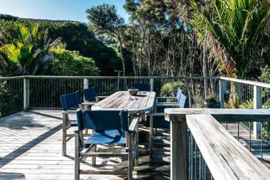 The Fat Pigeon - Omiha Holiday Home