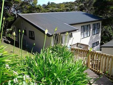 Little Oneroa - Little Oneroa Holiday Home