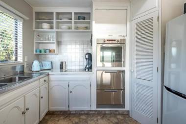 Baywatch - Waiheke Escapes