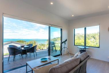 Marama Cottages with ocean views