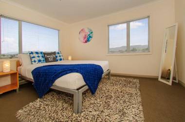 Crow's Nest Apartments