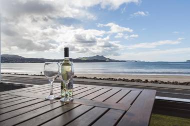 Waterfront Apartments Whitianga