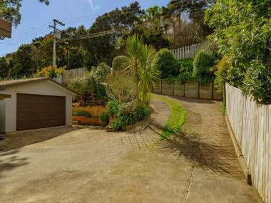 Seaview Serenity- Whitianga Holiday Home