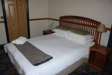 Shepherds Arms Hotel