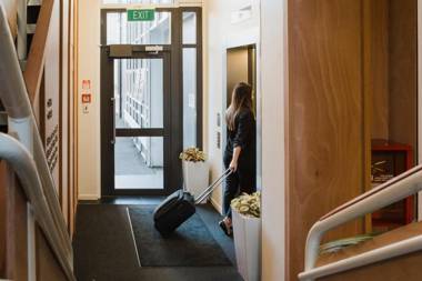 Gilmer Apartment Hotel