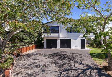 Serene at Snells - Snells Beach Bach