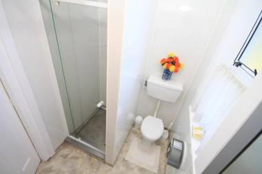 Braemar House B&B and YHA Hostel